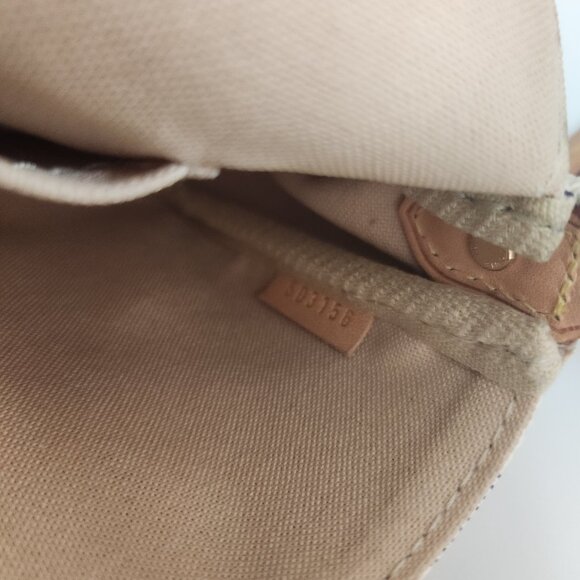 LOUIS VUITTON Favorite PM Crossbody Clutch Damier Azur White N41277 Dust Bag Box - Picture 8 of 15